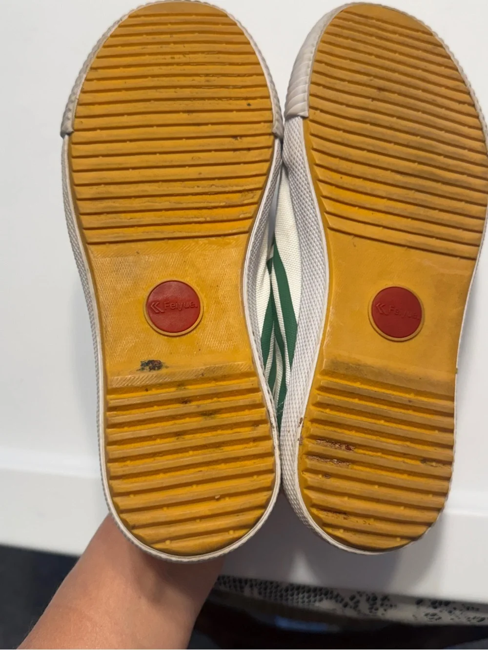 Feiyue Fe Lo 1920 Women's Canvas Slip-On Sneakers in Off-White and Green W7/M5